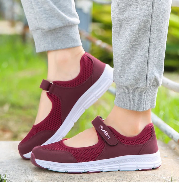 Women Shoes Breathable Vulcanized Shoes White Zapatillas Mujer Super Light Women Casual Shoes Sneakers Women 2021 Women Flat