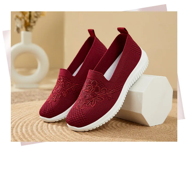 Summer Soft Embroidery Women's Flat Shoes Knitted Breathable Shoes Women's Chinese Flower Casual Shoes 2023 New shoes for women