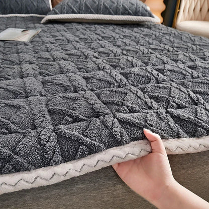 Winter soft mattress toppers student dormitory lamb velvet bed sheet single double bedspread thin tatami mat pad bed linens