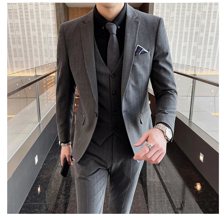 2024 Groom Wedding High-grade Suit (suit + Vest + Trousers) Winter Stripes Business Fashion Handsome Casual Suit Three-piece Set