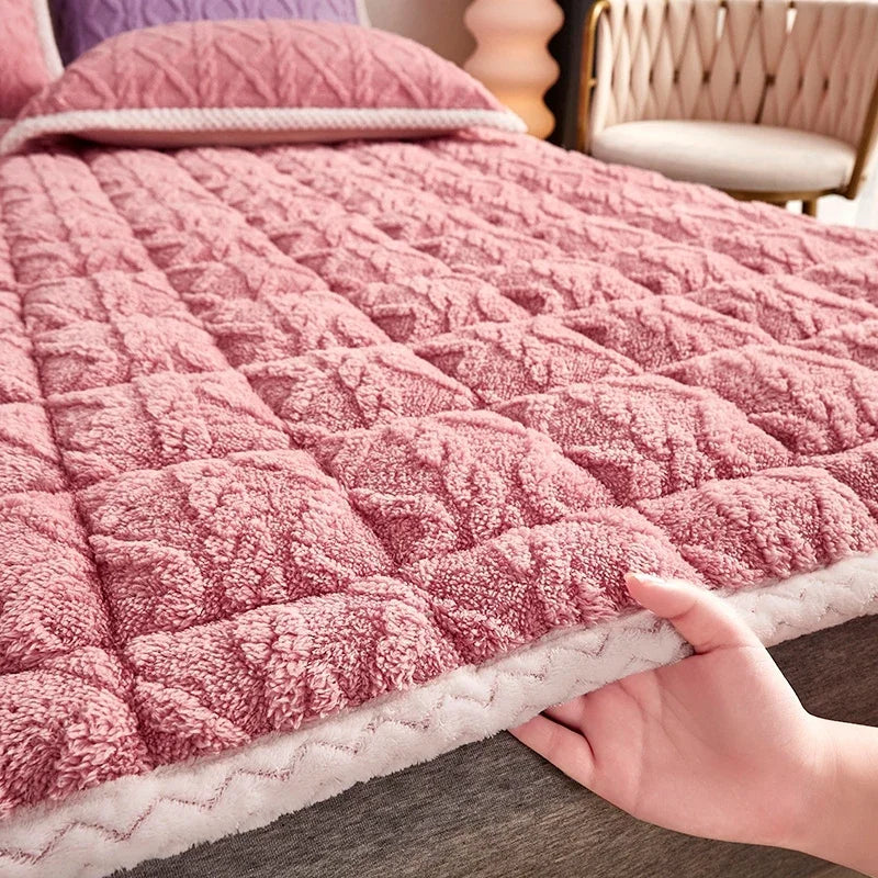 Winter soft mattress toppers student dormitory lamb velvet bed sheet single double bedspread thin tatami mat pad bed linens