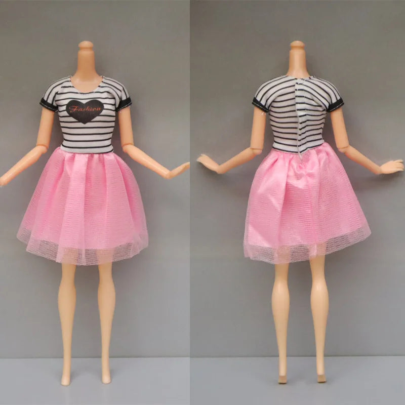 45PCS 11.5'' Doll Clothes =2 Wedding Gown 2 Tops 2 Pants 2 Dress 2 Swimsuit 5 Braces Skirt 10 shoes 22 Accessories for Barbie