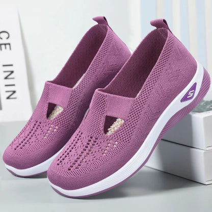 Women's shoes, breathable and comfortable in spring and summer, single shoes for mothers, soft soles, casual blue mesh shoes