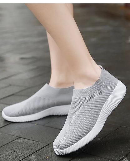 Women Sneakers Slip On Sock Shoes Women Flat Casual Sneaker Women's Sports Shoes Breather Vulcanize Shoes For Women Zapatillas