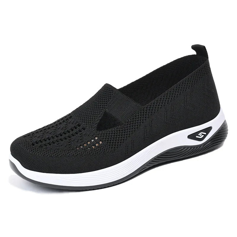 Women's shoes, breathable and comfortable in spring and summer, single shoes for mothers, soft soles, casual blue mesh shoes