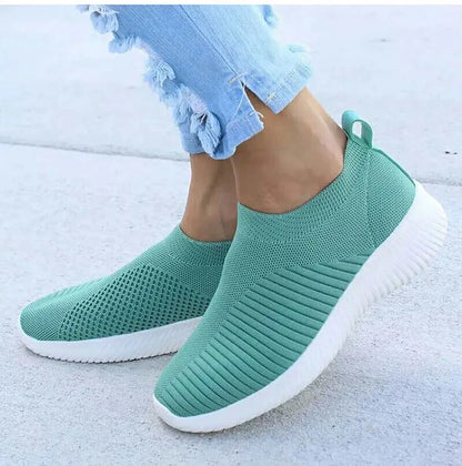 Casual Shoes Women's Sneakers Fashion 2025 New Walking Soft Women Sneakers Slip On Breathable Woman Shoes Ladies Vulcanize Shoes