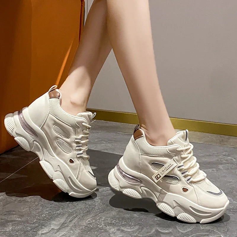 Inner increase small white shoes women 2024 summer new leather fashion sneakers small thick soled board shoes