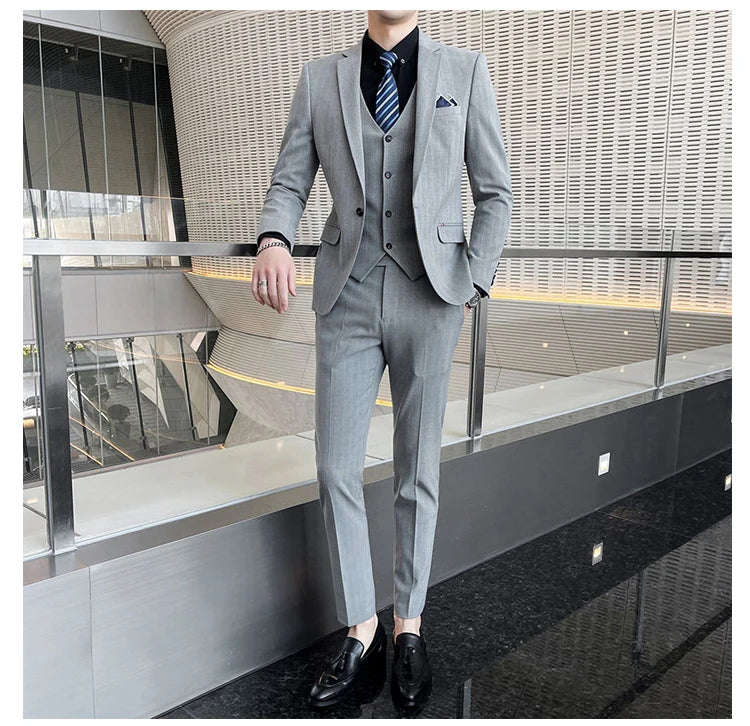 2024 Groom Wedding High-grade Suit (suit + Vest + Trousers) Winter Stripes Business Fashion Handsome Casual Suit Three-piece Set