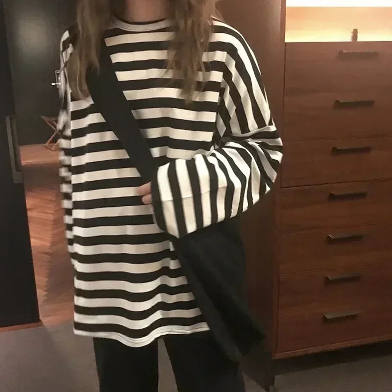 Spring Autumn Women Harajuku Striped T Shirt Long Sleeve O-Neck T-Shirts Korean Casual Oversized T Shirt Femme Black Tops